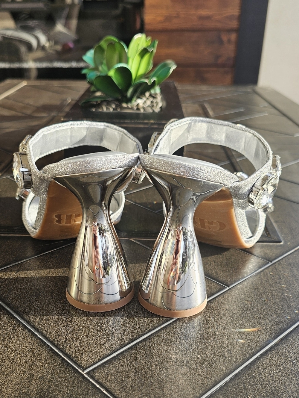 GB Silver Glitter Crystal/Rhinestone Embellished Heels Womens Sz 8, 8.5, & 9 - Picture 3 of 9